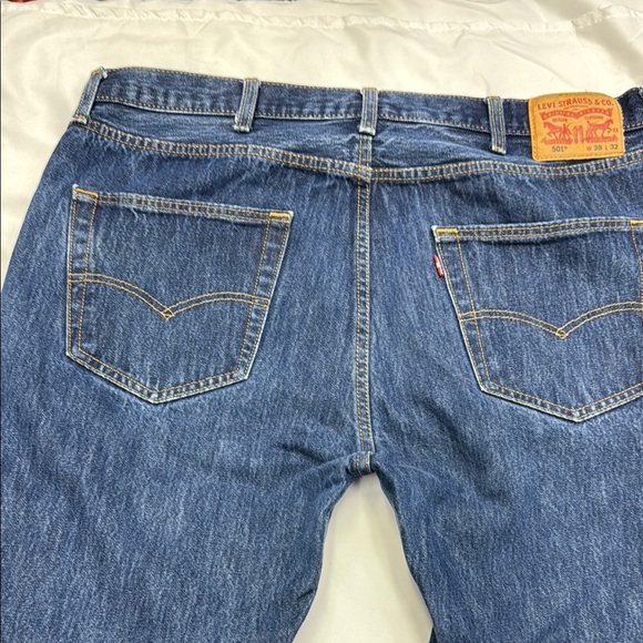 Levi's 501 Button-Fly Blue Men's Jeans - Picture 3 of 7